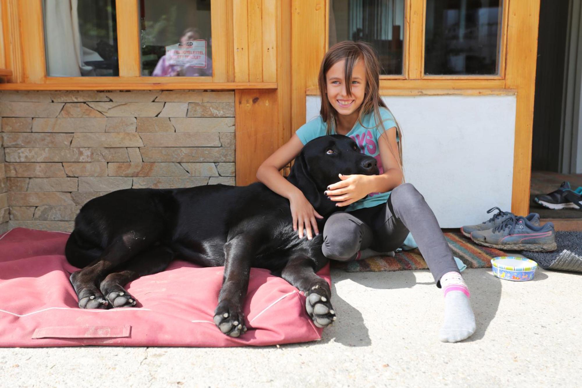 Fonfa Liget Otel Sénye Dış mekan fotoğraf